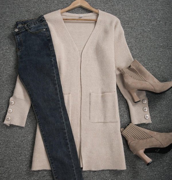 Classic Beige Long-Sleeve Pocket Cardigan