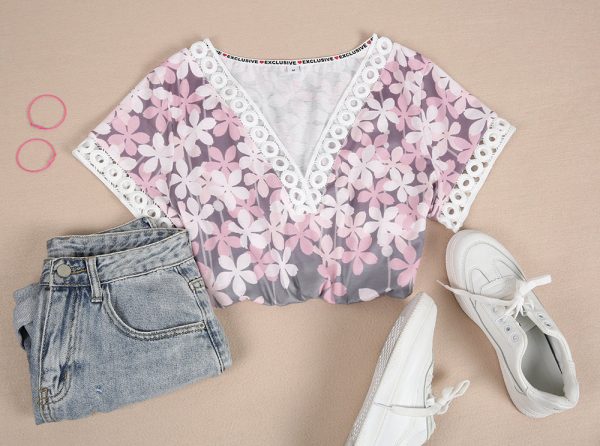 Attractive Short Sleeve Floral Print Top