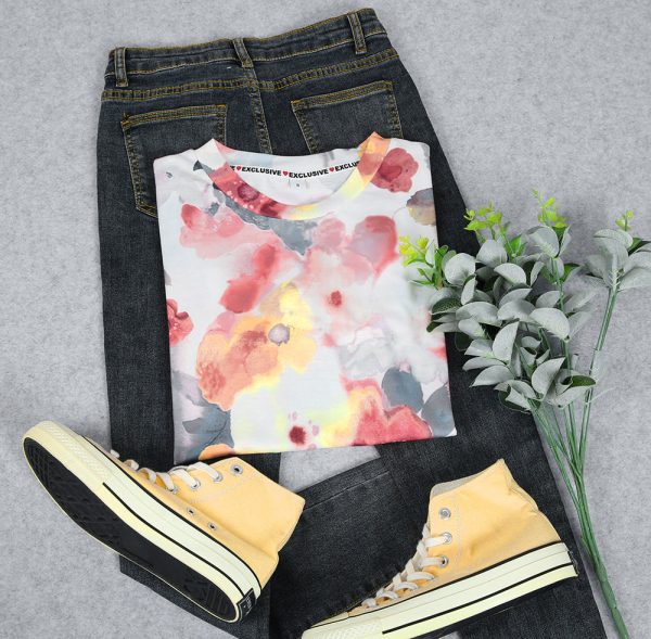 Lake Watercolor Floral Print Short Sleeve Top